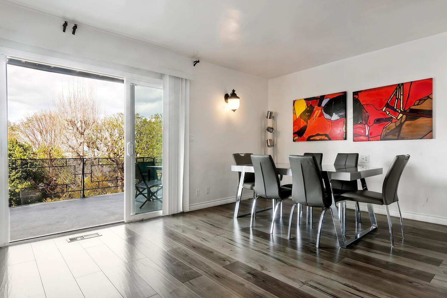 4 Bedroom And 3 Bath Close To Universal And Hollywood Vakantiehuis Los Angeles