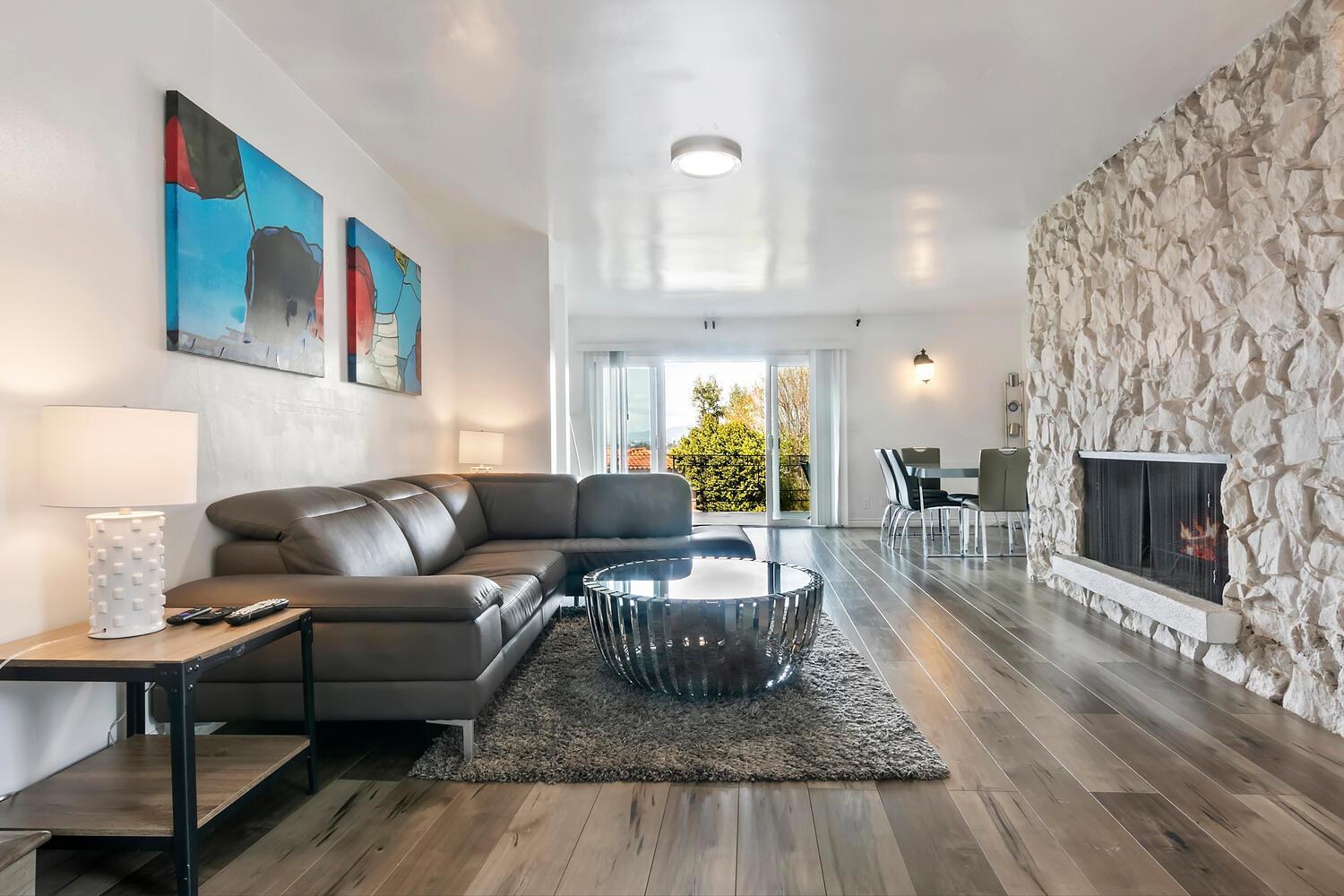 Vakantiehuis 4 Bedroom And 3 Bath Close To Universal And Hollywood